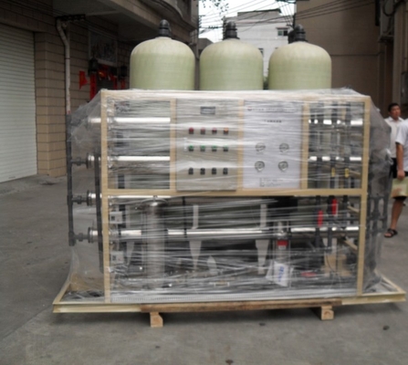 Edelstahl/FRP 2500L/H RO-Umkehr-Osmose-System für die Garten-Bewässerung