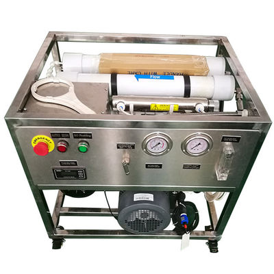 Meerwasser 380v RO-Anlage, UPVC-Rohrsolarmeerwasser-Entsalzenmaschine